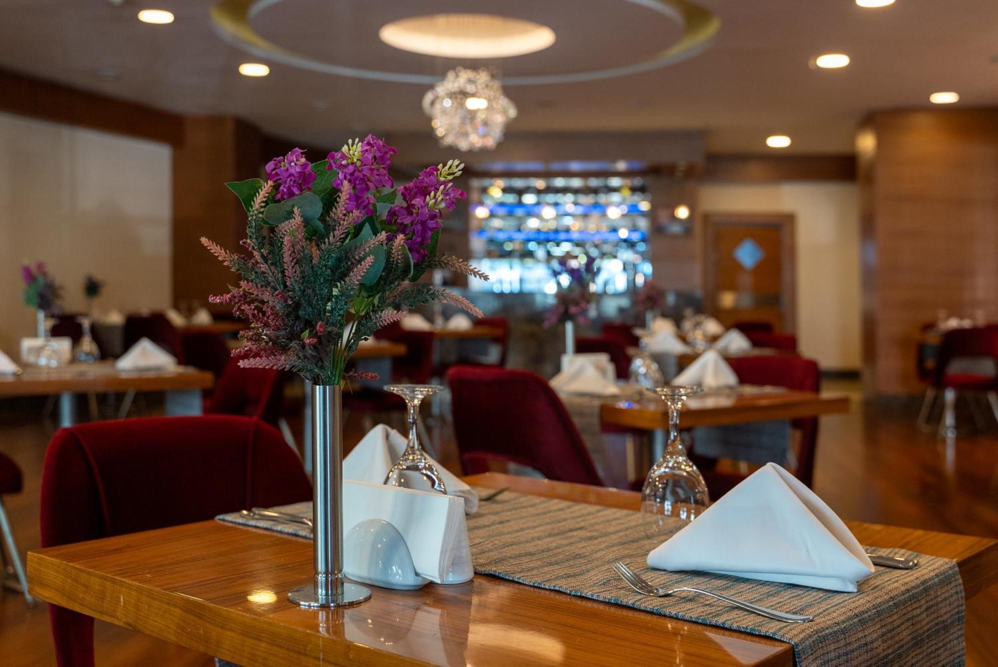 Ankara Plaza Hotel Екстер'єр фото