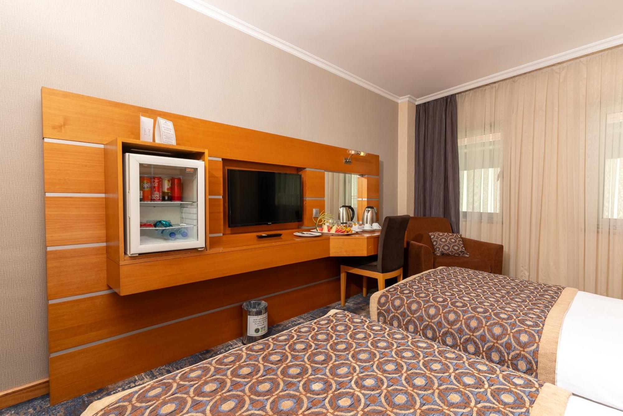 Ankara Plaza Hotel Екстер'єр фото