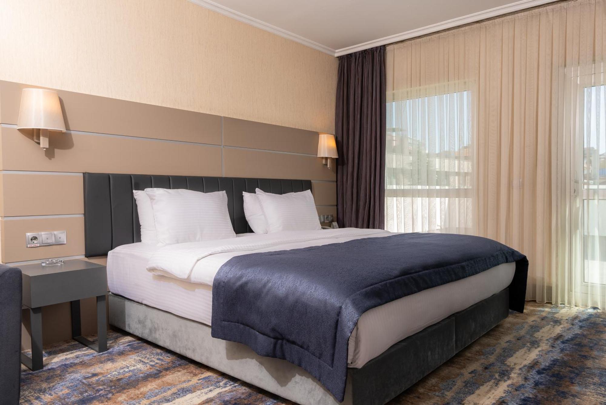 Ankara Plaza Hotel Екстер'єр фото