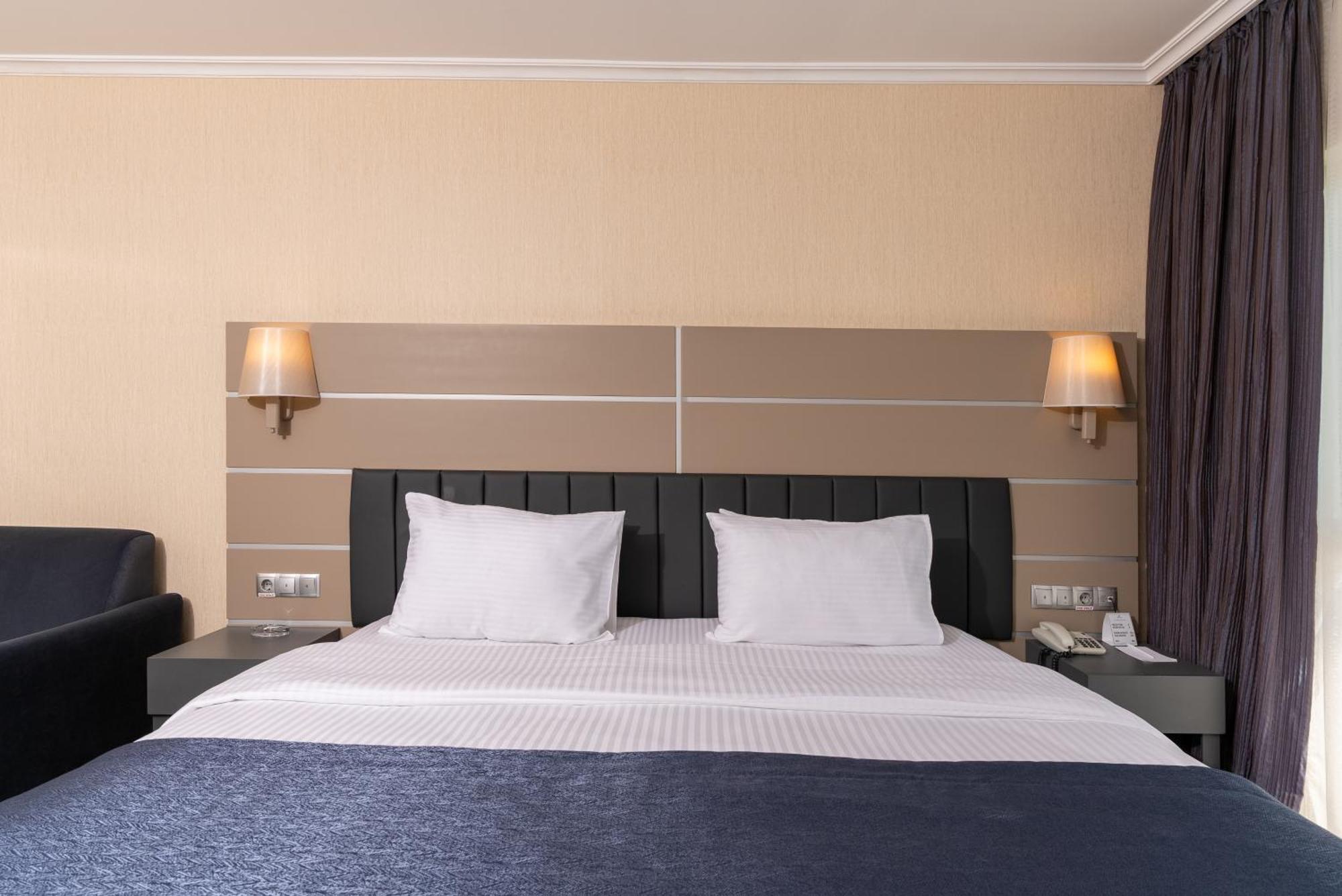 Ankara Plaza Hotel Екстер'єр фото