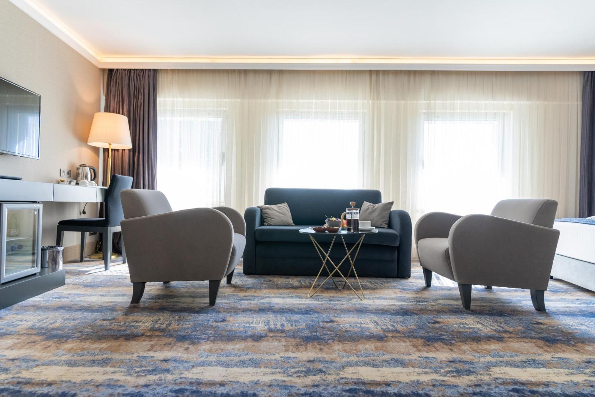 Ankara Plaza Hotel Екстер'єр фото